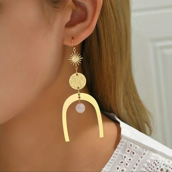 Flower, Water Drop, Arch Geometric Pattern With Natural Stone Dangle Earrings - Picture 3 of 6